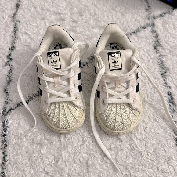 adidas gazelle silver green womens adidas Superstar Sneakers Black/White